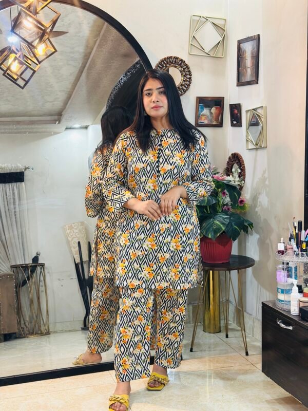 Bana Doria Printed Lawn - Image 3